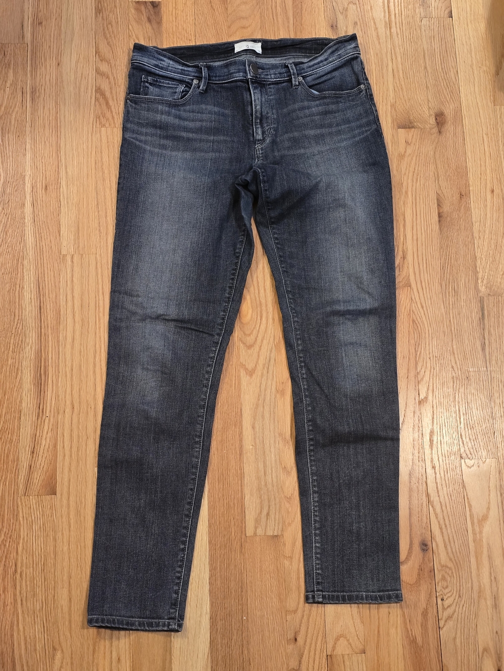 Lou & Grey Women's Gray Skinny Jeans